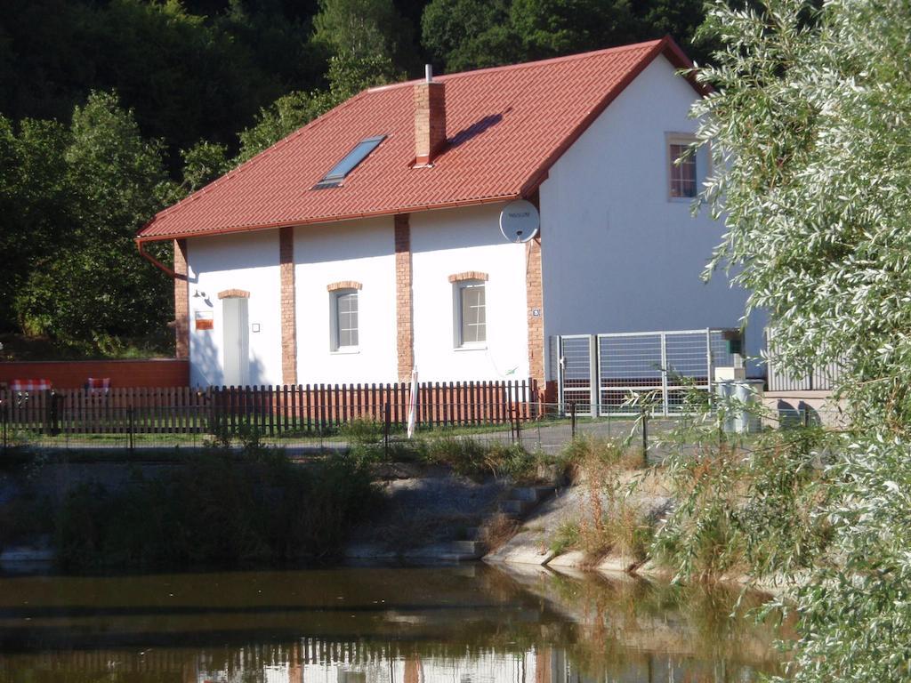 Apartman75 Tisnov Kültér fotó